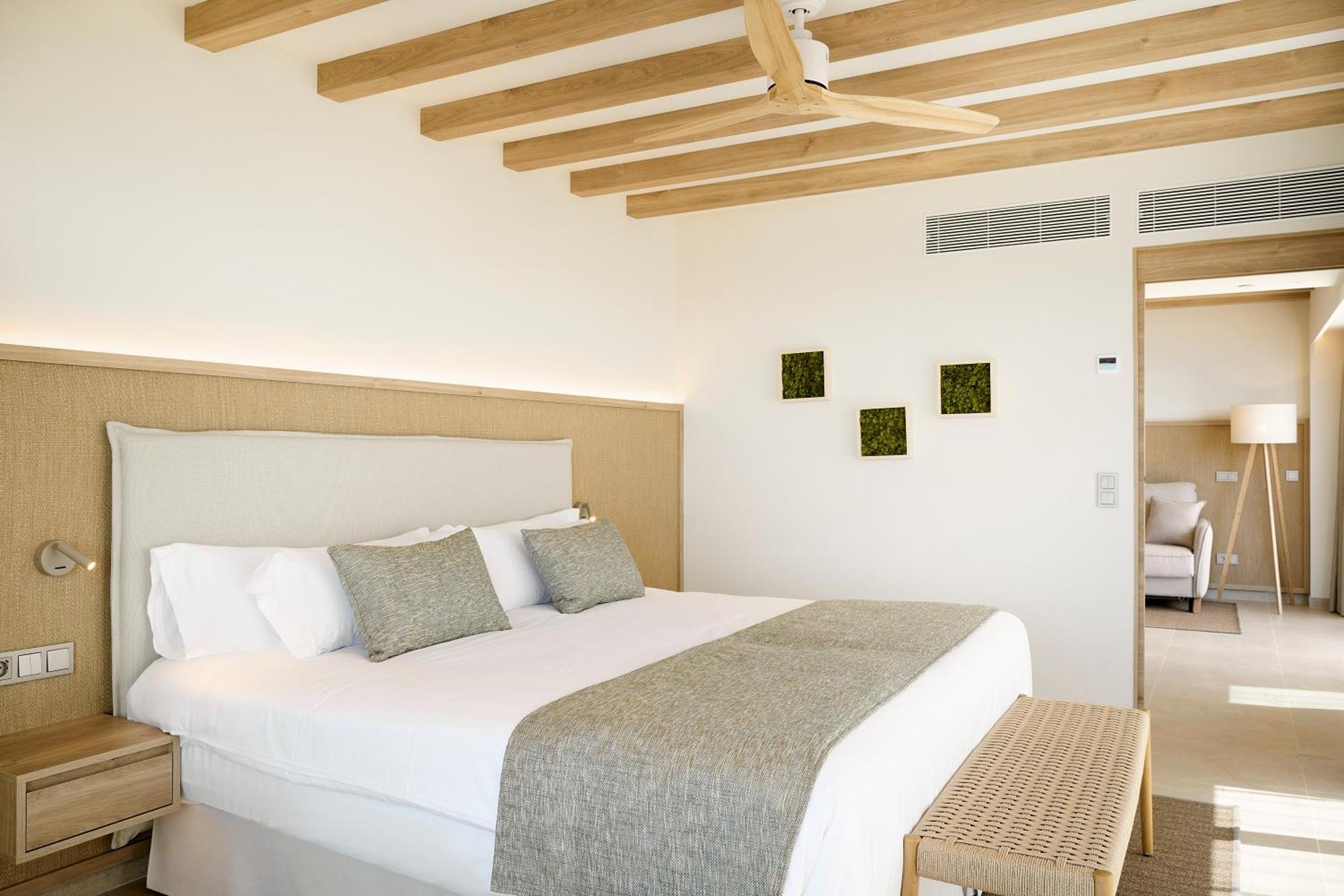 Iberostar Selection Es Trenc -New Opening- Otel Colonia de Sant Jordi Dış mekan fotoğraf